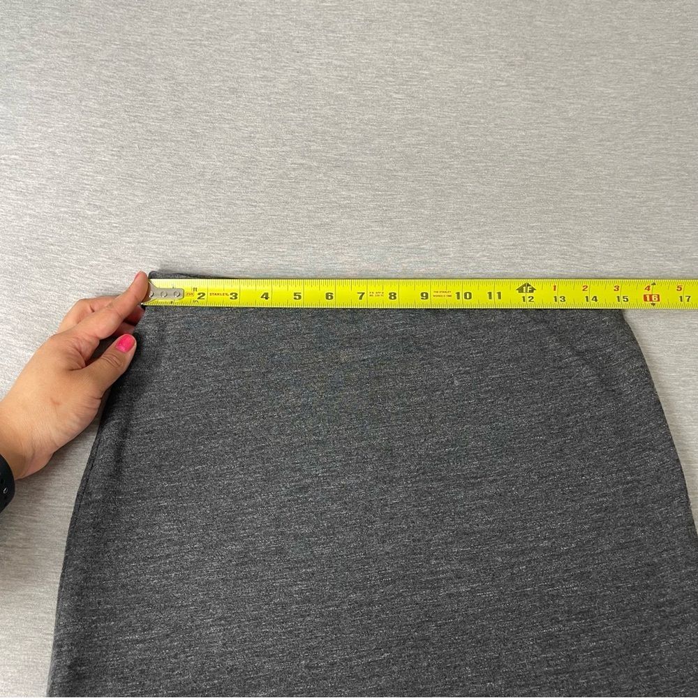 H&M Women's Basic Essential Pencil Skirt - Picture 3 of 9